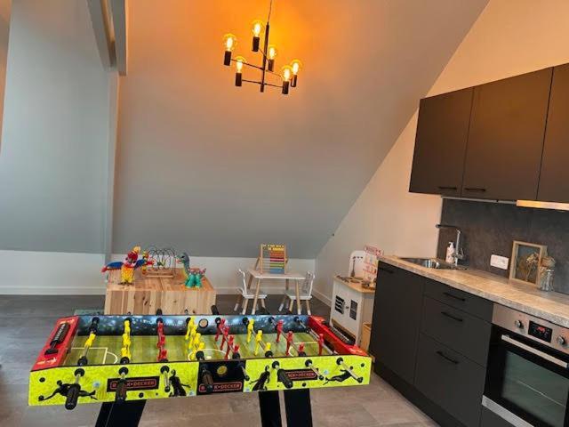 Family Appartement 'Marieo' With Game Room And Outdoor Facilities Gistel Exterior photo